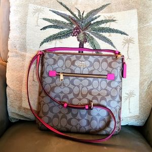 COACH CROSSBODY BNWT (OVERSIZED CROSSBODY) " VIDEO TOO"
